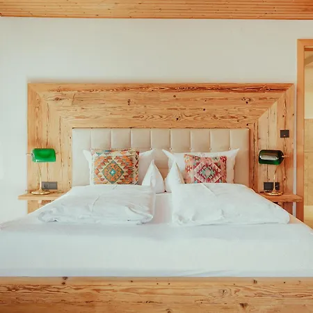 Seehotel Malerwinkel Hotel *